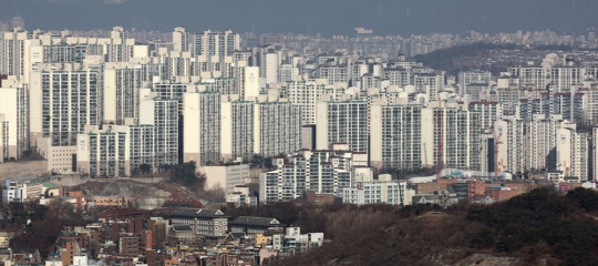 서울 아파트 전경. <연합뉴스>